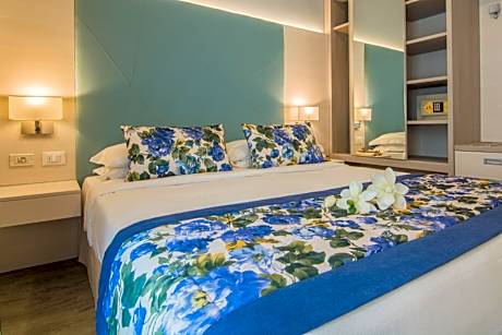 Double Room with Side Sea View