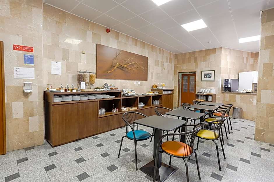 Hotel Arangues