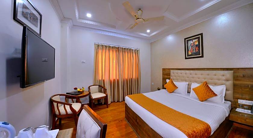 Wingston A Treehouse Hotel - Mathura