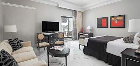 Junior Suite with Balcony