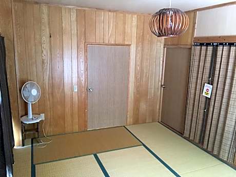 Japanese-Style Room