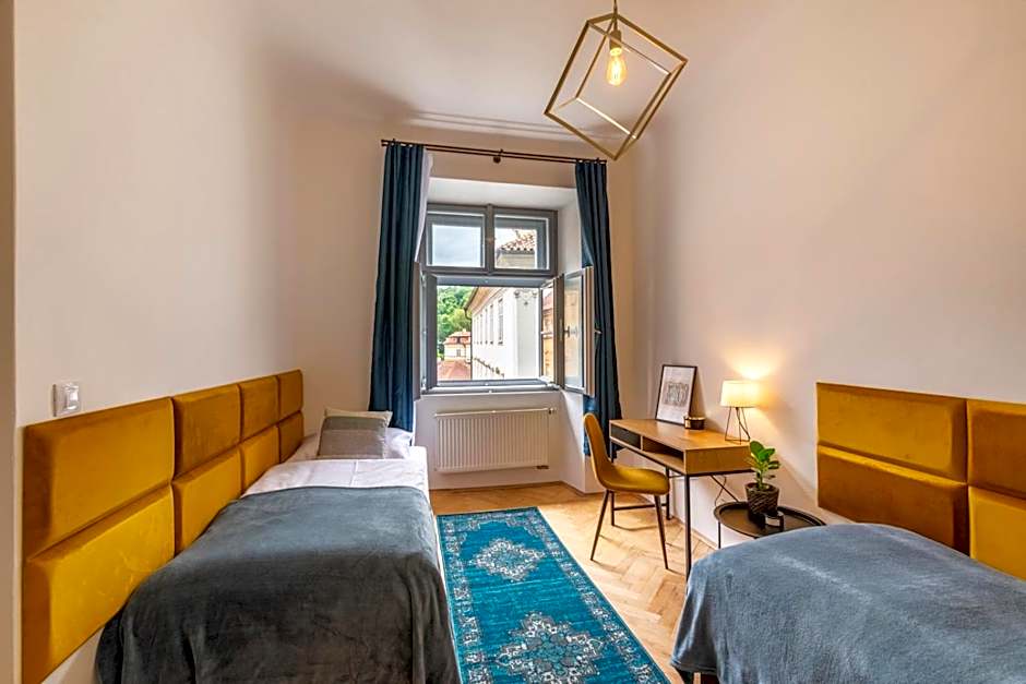 Primavera - Castle view apartments