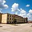 Comfort Suites University