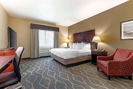 King Room with Bath Tub - Mobility Accessible/Communication Assistance