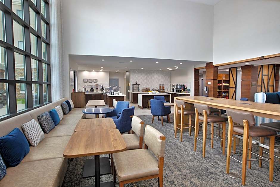 Staybridge Suites Ames By IHG