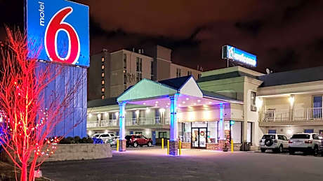 Motel 6 Elizabeth NJ Newark Liberty Intl Airport