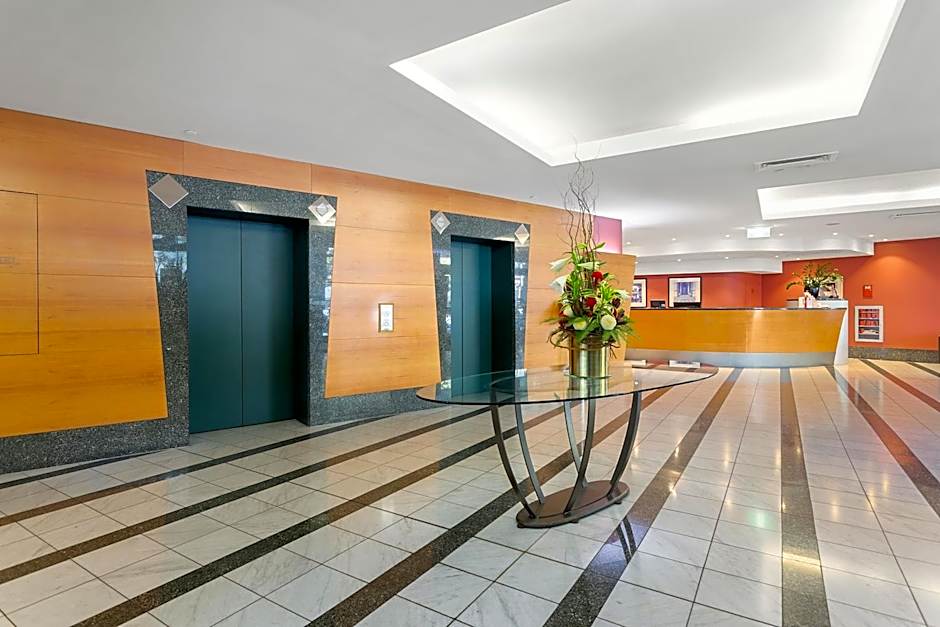 Clarion Suites Gateway