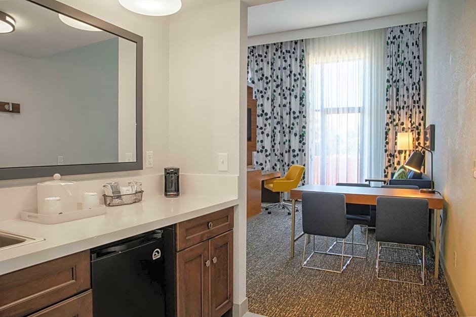 Hampton Inn By Hilton & Suites Los Angeles/Sherman Oaks