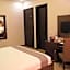 Zifan Hotel & Suites