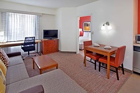 One-Bedroom Queen Suite with Sofa Bed