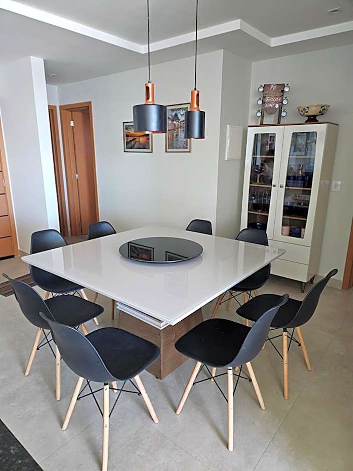 Apto frente mar 3 suites Castelhanos ES