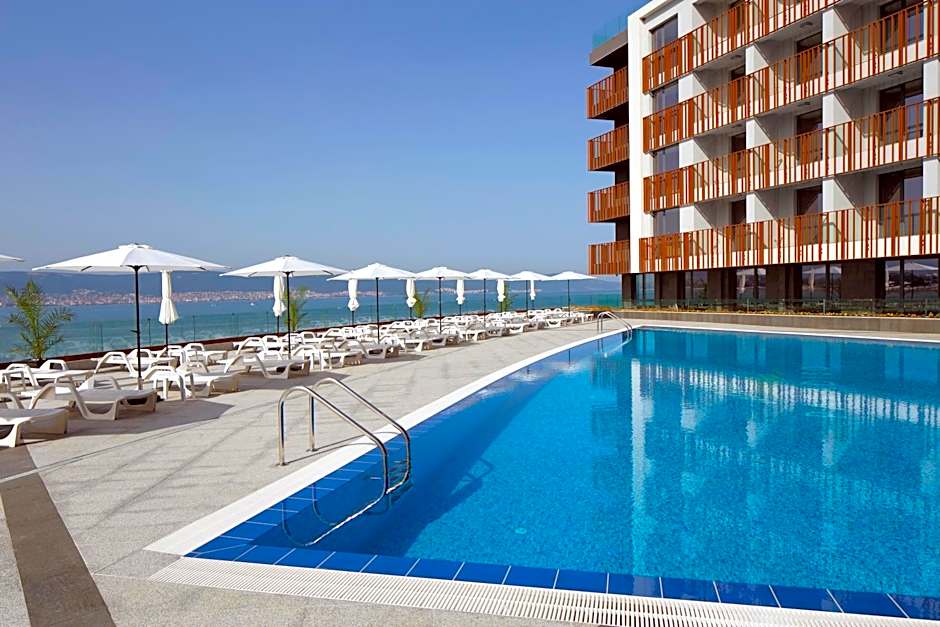 Paradiso Dreams Hotel