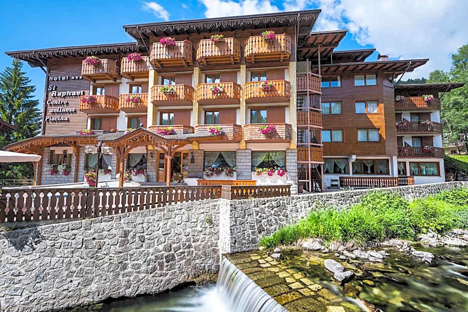 Hotel St. Raphael