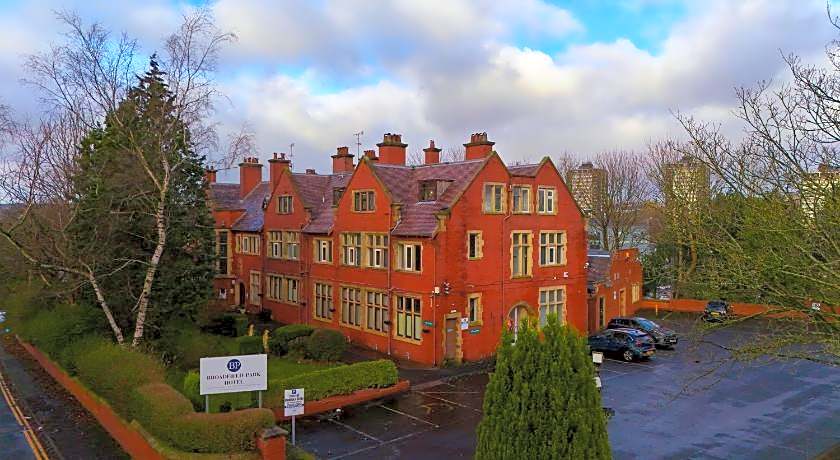 Broadfield Park Hotel by Belvilla