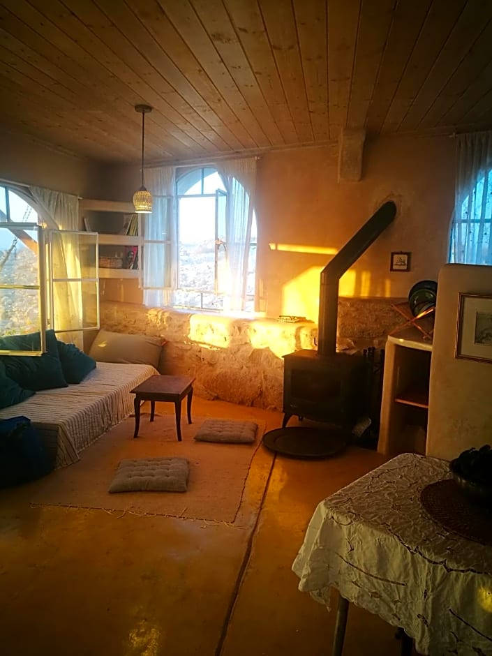 המצפה-אירוח מדברי בעזוז