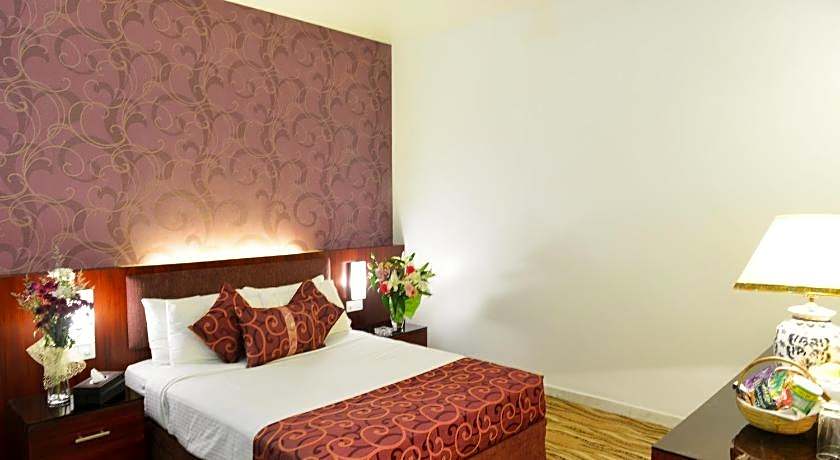 Amazon Lilly Residence