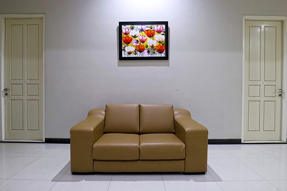 Chiaro Hotel Syariah by ZUZU