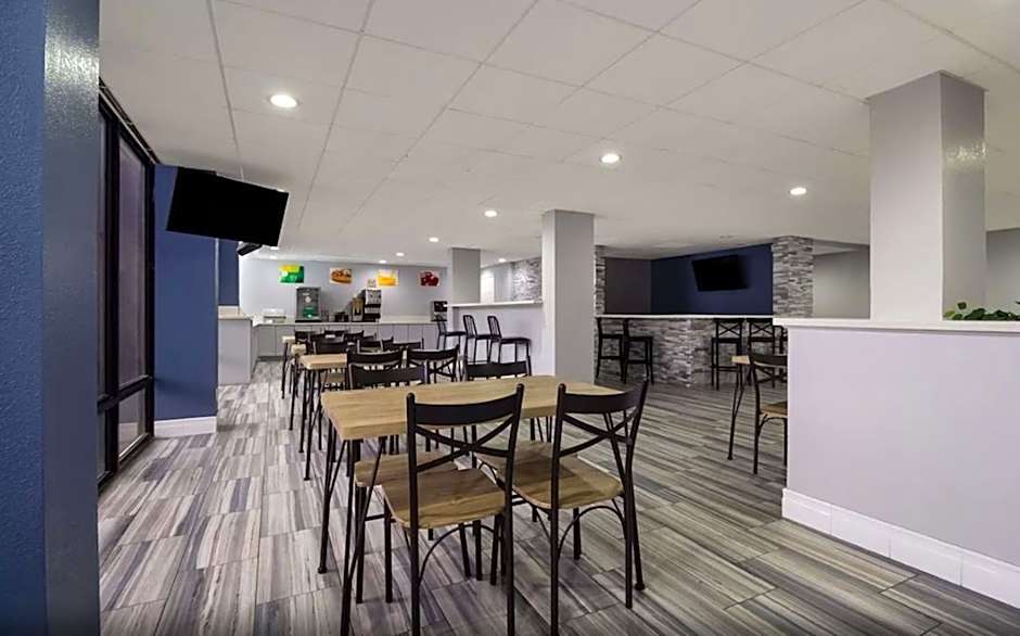 Quality Inn Houston East I-10