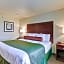 Castle Rock Inn & Suites - Quinter