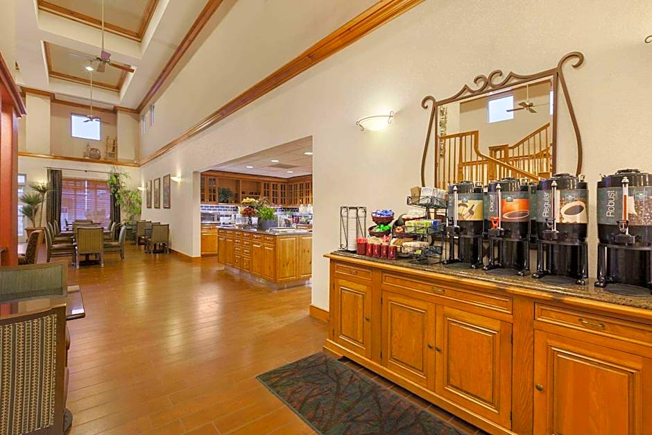 Suites on Scottsdale