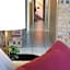 Kennedy Drive Boutique Motel & Nursery- Close To City Centre & Airport
