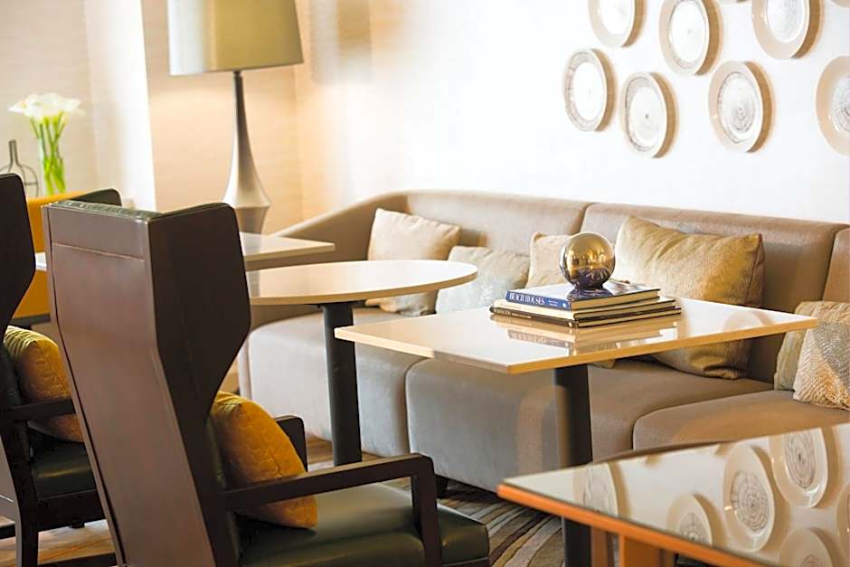 Renaissance by Marriott Meadowlands Hotel