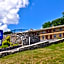 Golden Hill Inn-Danbury