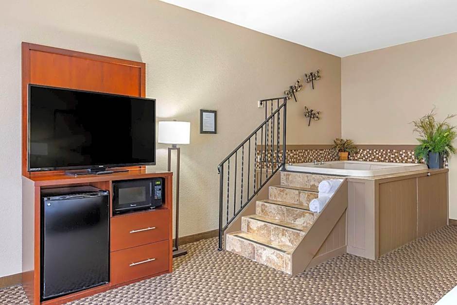 Comfort Inn & Suites Blue Ridge