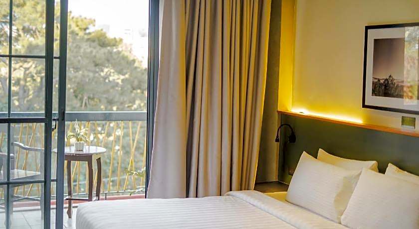 Venus Parkview Hotel