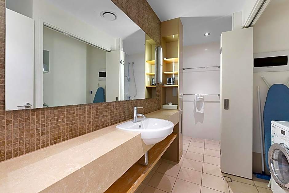 The Boathouse Apartments