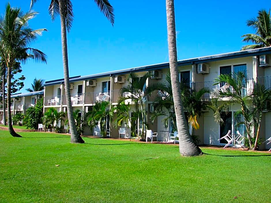 Cardwell Beachcomber Motel & Tourist Park