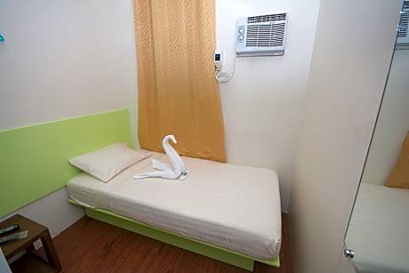 Single Room with Private Bathroom