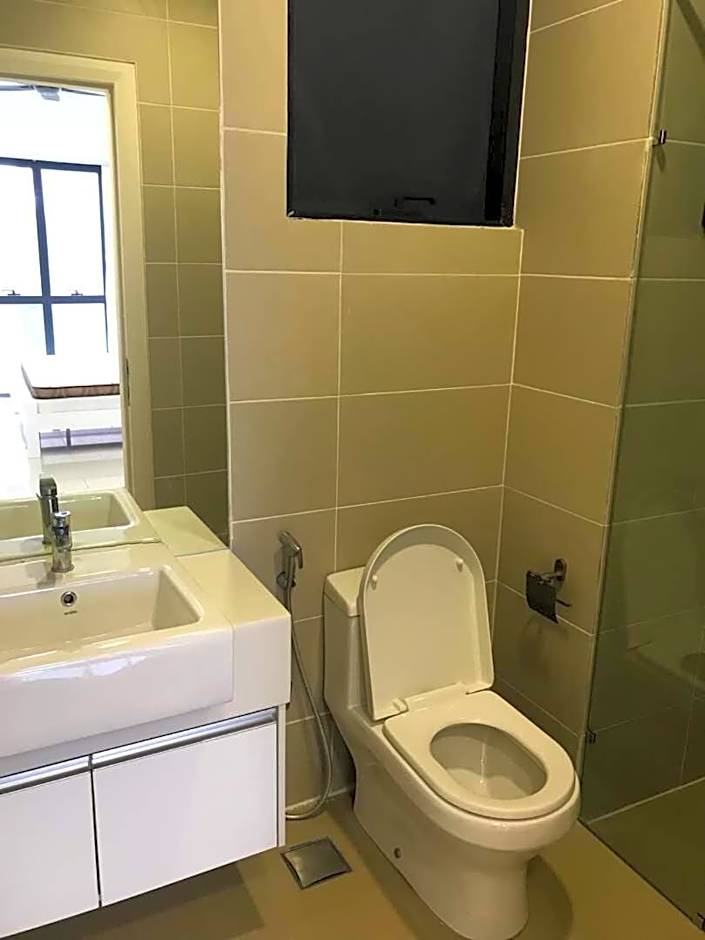 Icon City 8Pax SunwayPyramid & Lagoon CityView