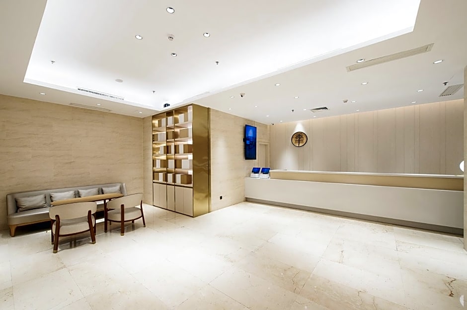 JI Hotel Dalian Renmin Road