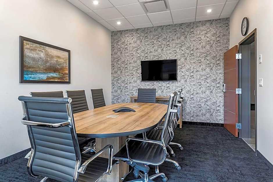 Quality Hotel & Conference Centre