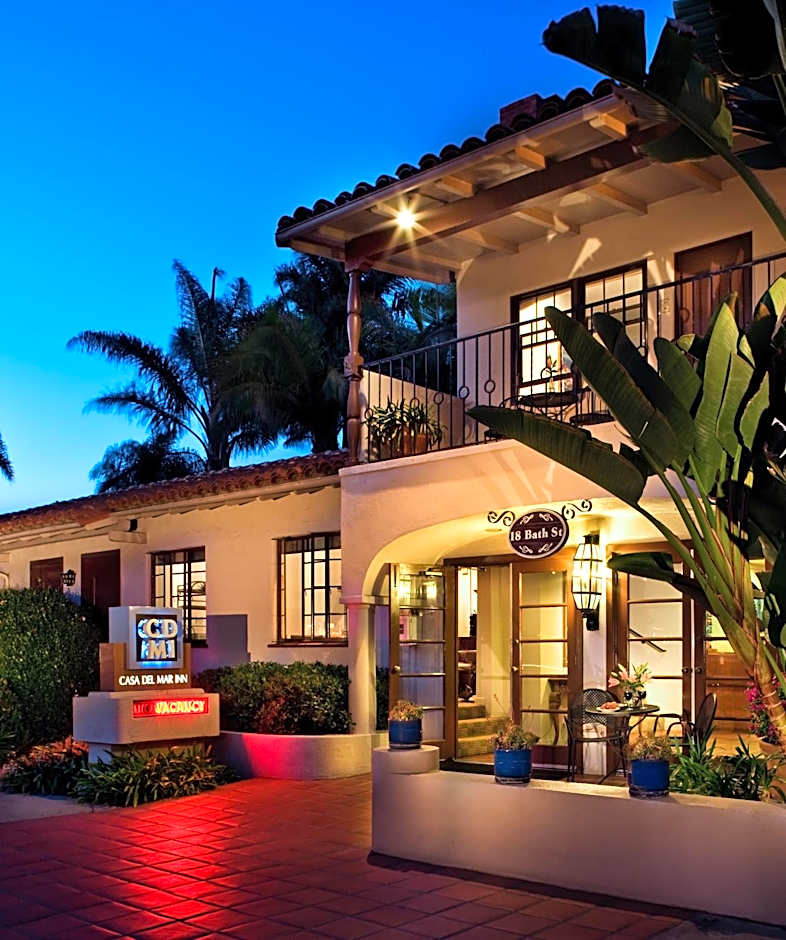 Casa Del Mar Inn