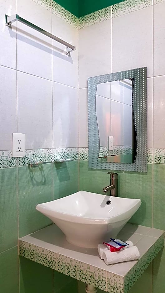 Hotel Mayahau Coba