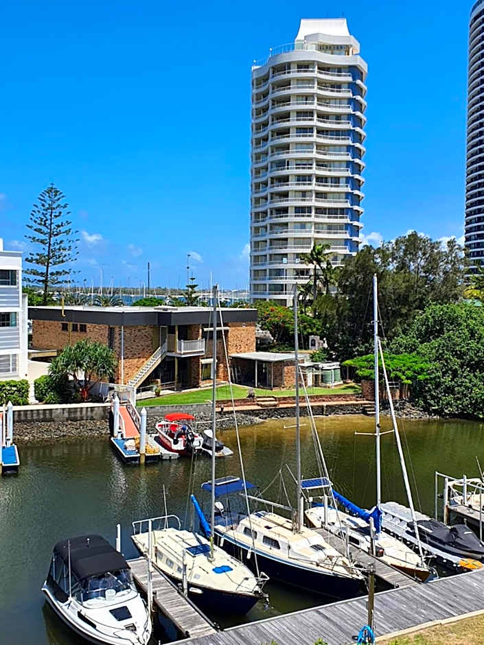 Bayview Bay Apartments and Marina