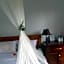 Aris Homestay and Warung Made