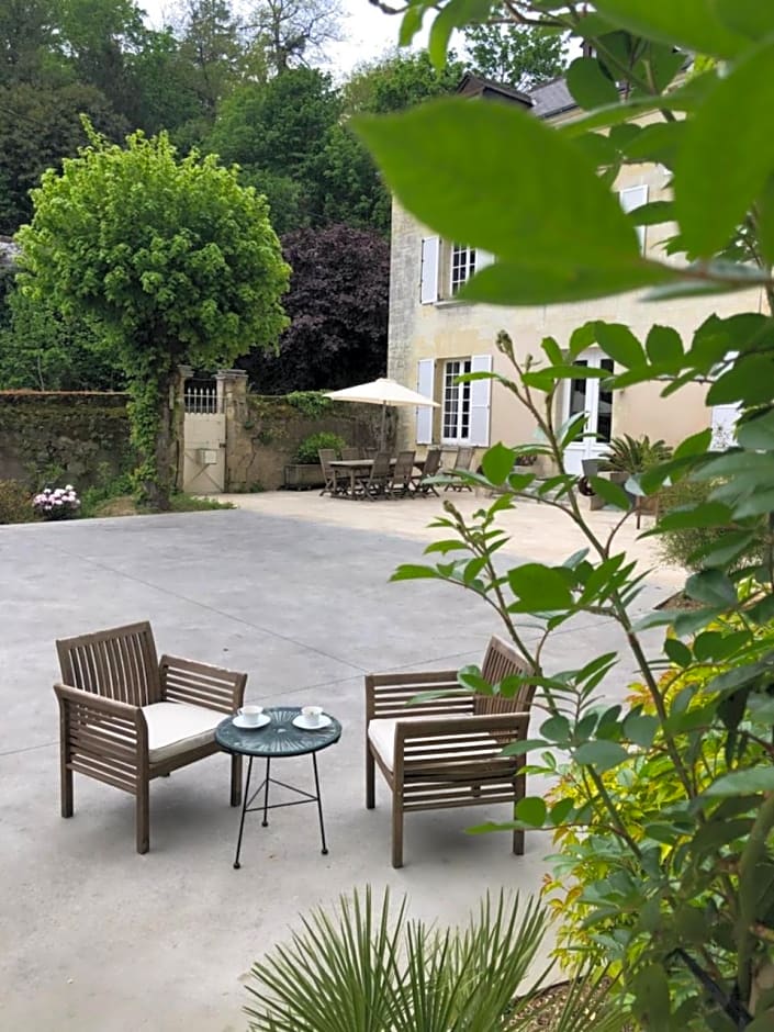 Chambre Troglodyte – Rochecorbon, TN