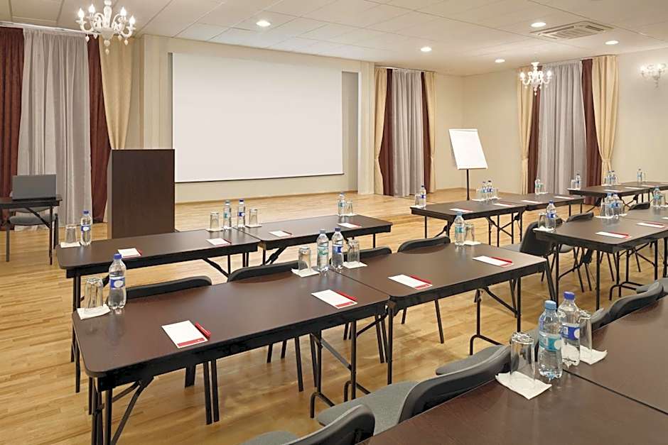 Ramada Lviv