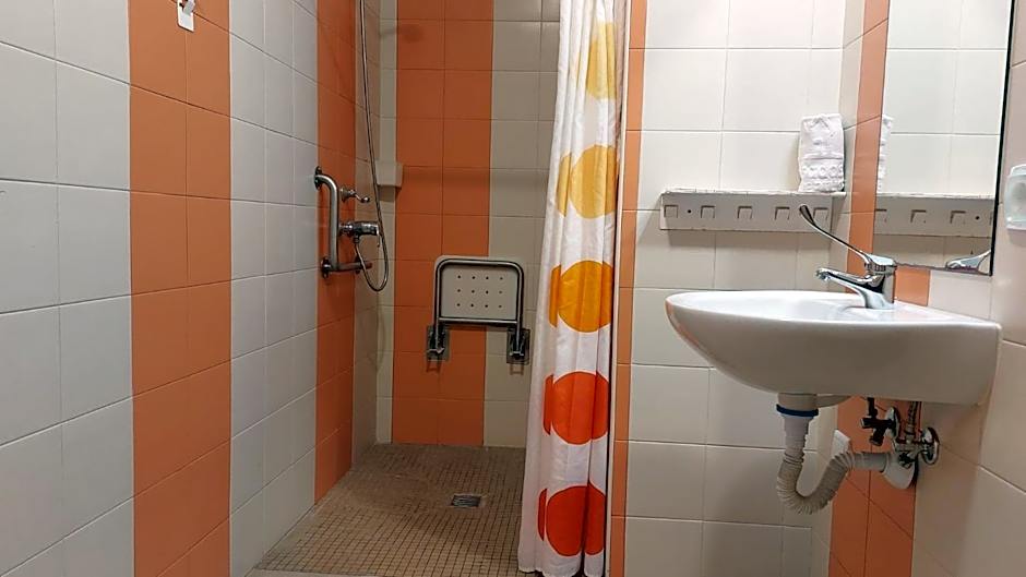 HI Alfeizerão – Pousada de Juventude