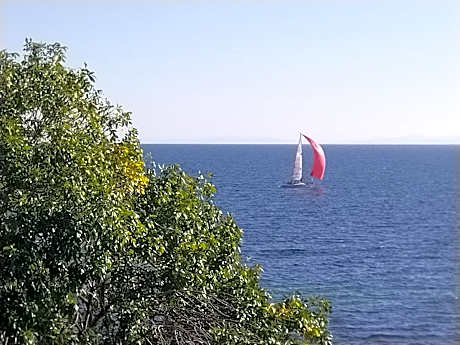 One-Bedroom Apartment with Sea View