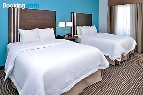 2 Queen Beds Studio Suite Nonsmoking