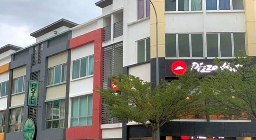 Clover Hotel