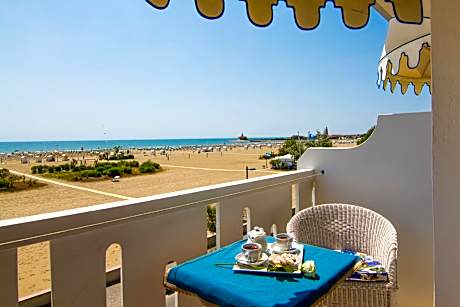 Junior Suite with Front Sea View