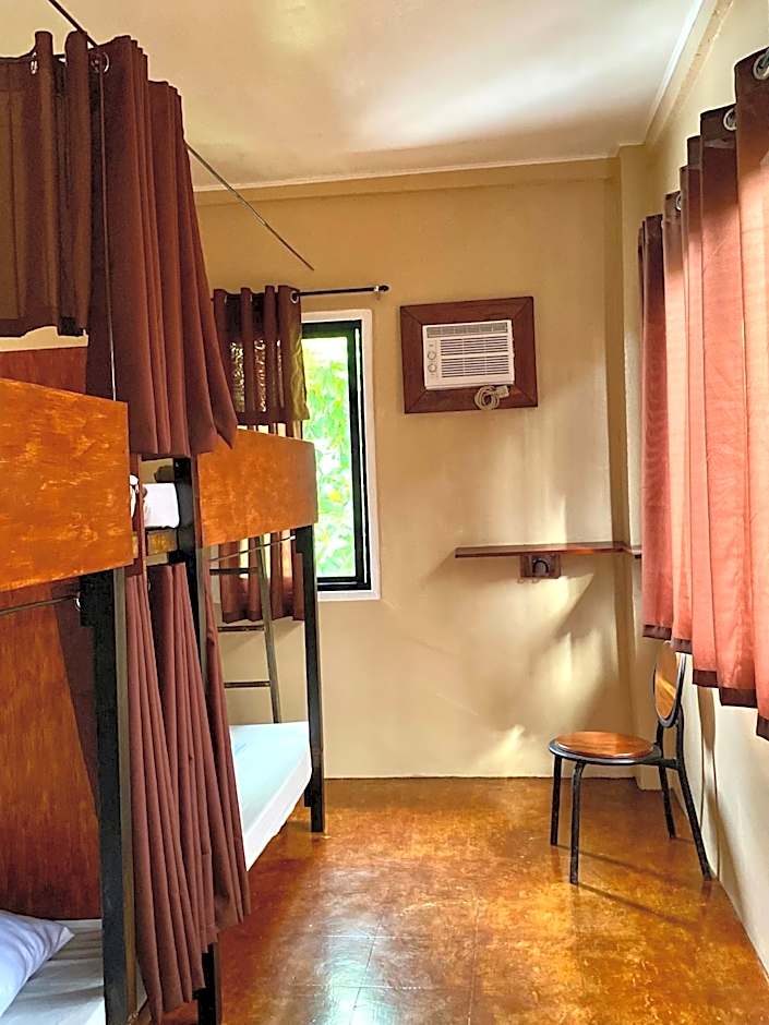 Laguno Hostel and Guest House