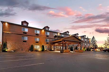 Best Western Plus Concord Inn