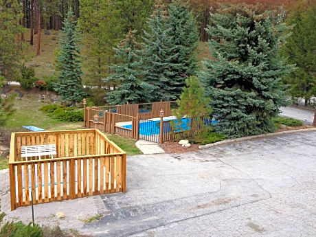 Alpine Rivers Inn Guest Reservations