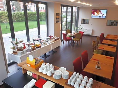 Tomis Garden Aparthotel